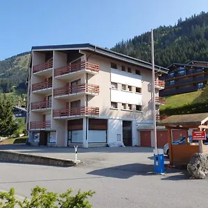 Les Ambrunes Châtel
